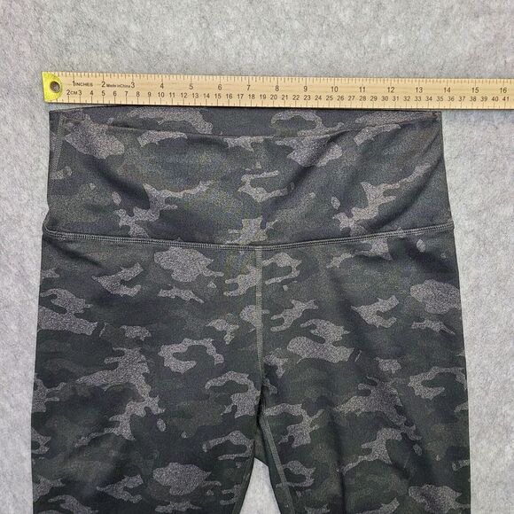 Fabletics Powerhold Camo Leggings Women's Medium Black‎ Gray Gym Running Hiking - Picture 6 of 8